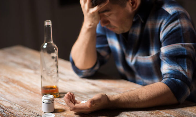 Vicodin and Alcohol: A Dangerous Combination