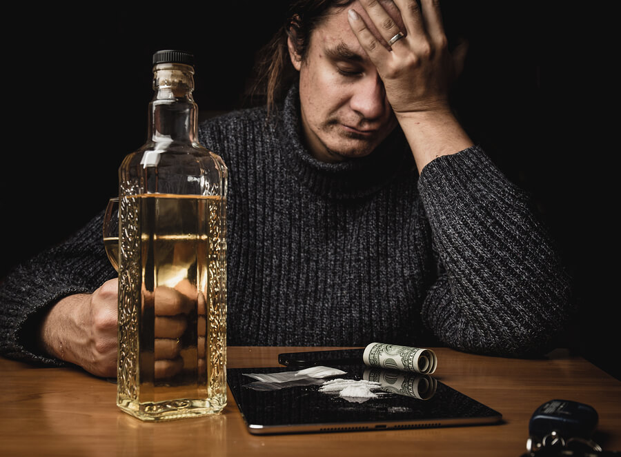 Vicodin and Alcohol: A Dangerous Combination
